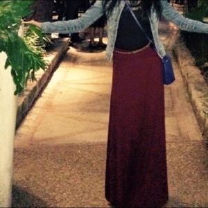 Flowy maroon maxi skirt